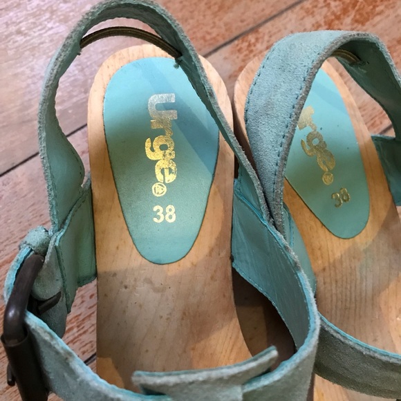 Green Suede Wooden Platform Wedges - Picture 3 of 13